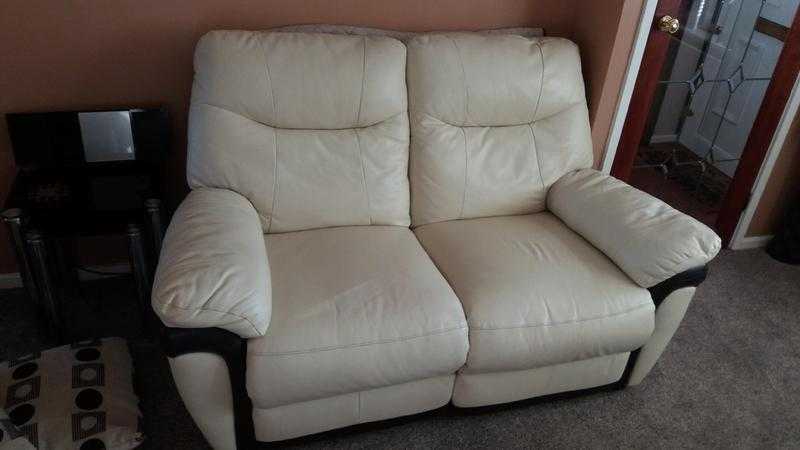 2 X 2 SEATER LEATHER POWERED RECLINER SOFAS