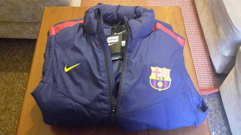 2 X BRAND NEW BARCELONA SLEEVELESS JACKETS SIZE L