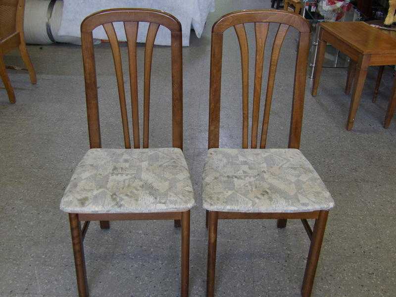 2 x Dining Chairs For Reupholstery Project