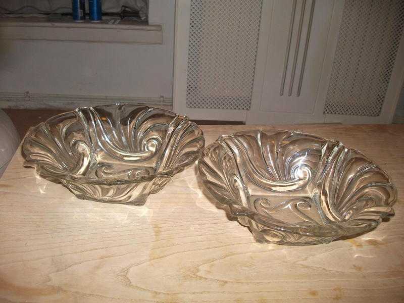 2 X LARGE, CLEAR, V HEAVY CUT GLASSLEAD CRYSTAL FRUIT BOWLS MAYBE MIKASA STYLE, SWIRL PATT