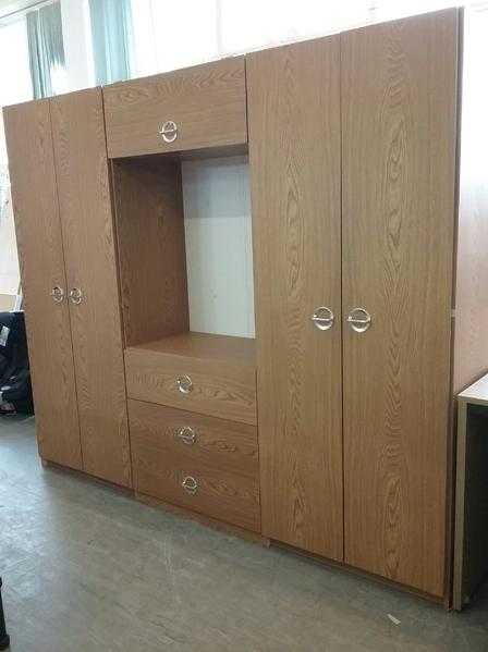 20 OFF ALL ITEMS SALE - 2 Wardrobes amp Vanity Unit - Local Delivery 19