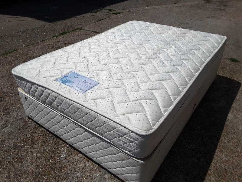 20 OFF ALL ITEMS SALE -4ft 6 Double Divan With Spung Mattress - Local Delivery 19