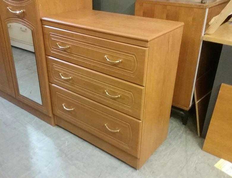 20 OFF ALL ITEMS SALE - Alston039s Chest of Drawers - Local Delivery 19