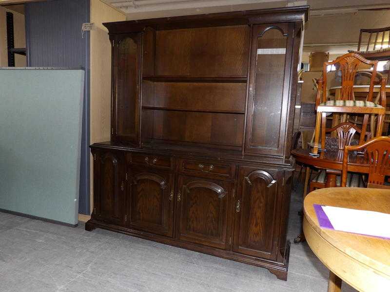 20 OFF ALL ITEMS SALE - Display cabinet with cupboards and shelves - Local Delivery Now 19