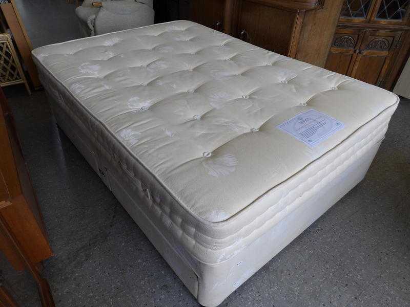 20 OFF ALL ITEMS SALE Double Divan Bed With Drawers, Sprung Base amp Mattress - Can Deliver For Extra