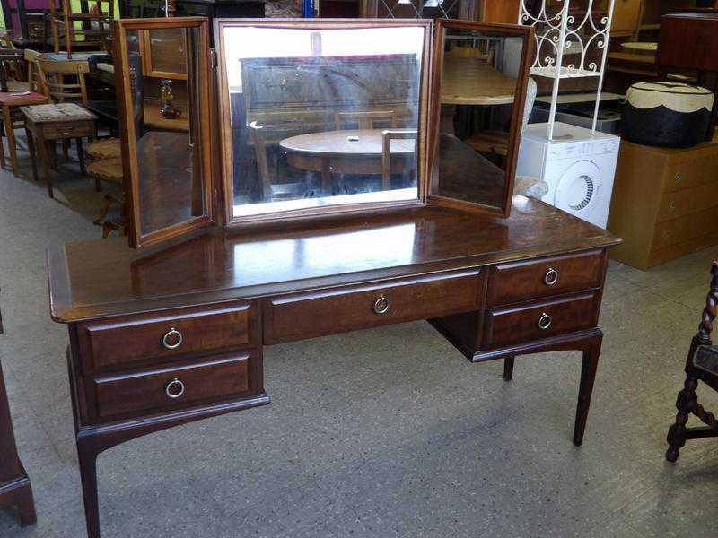 20 OFF ALL ITEMS SALE  Stag Kneehole Dressing Table With 5 Drawers amp 3 Way Mirror