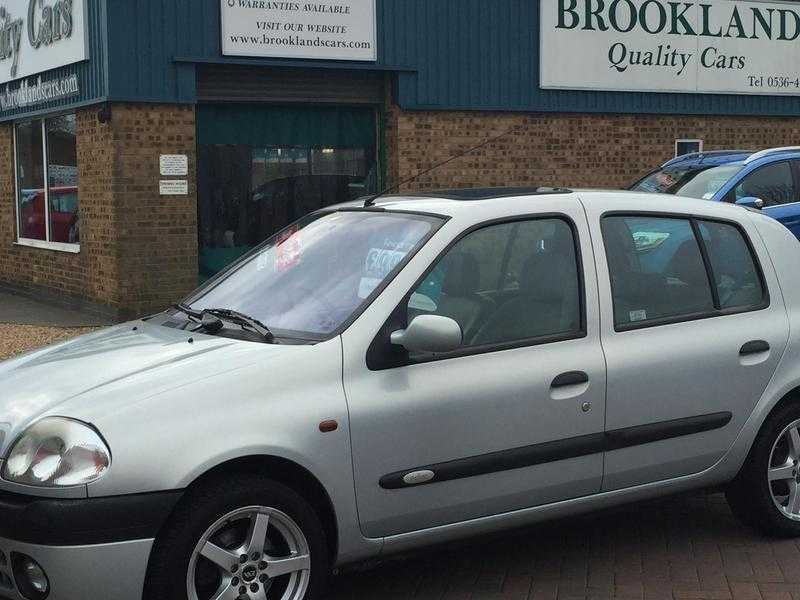 2000 W Renault Clio  1.6 AUTOMATIC intiale