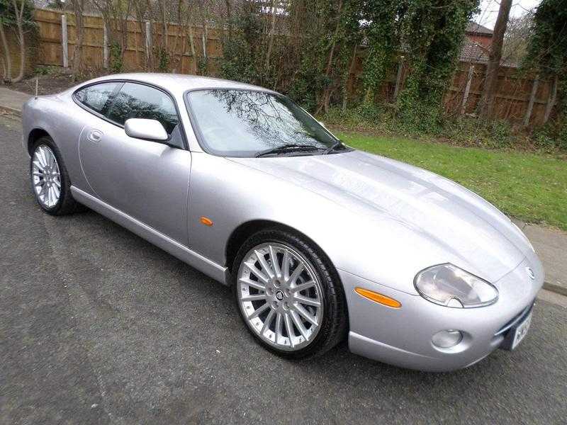 2005 Jaguar XK8 4.2 Coupe Auto