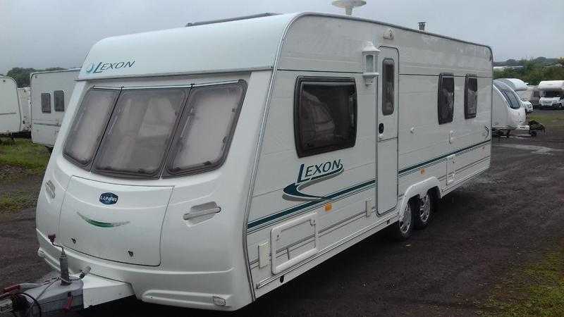 2005 MUCH SOUGHT AFTER ISLAND BED LAYOUT. LUNAR LEXON 640 TWIN AXLE VAN. LOVELY CONDITION.