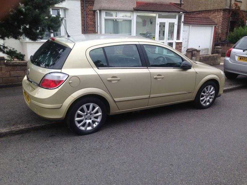 2005 Vauxhall Astra 1.6 design auto leather seats