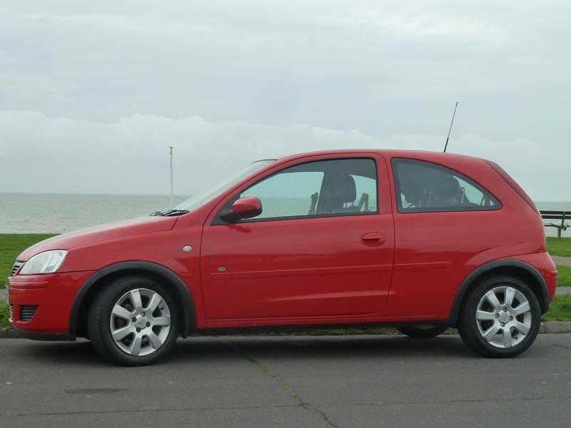 2005 Vauxhall Corsa 1.0i 12v 3dr Breeze Full Service History Excellent Condition Perfect First Car