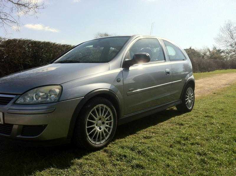 2005 VAUXHALL CORSA 1.2 DESIGN TWINPORT SILVER