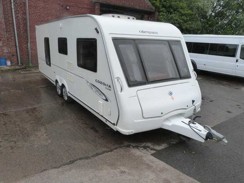 2009 Compass Corona 624 Caravan Fixed Bed