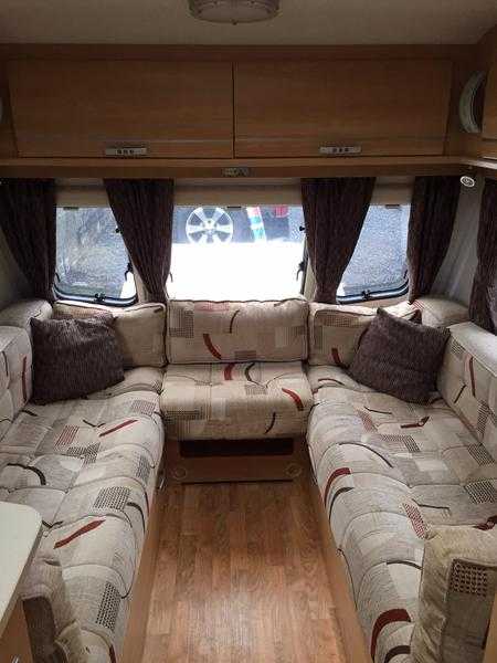 2010 Lunar Quasar 546 - 6 Berth caravan