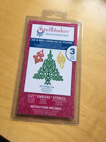 2012 Holiday Tree - Spellbinders dies