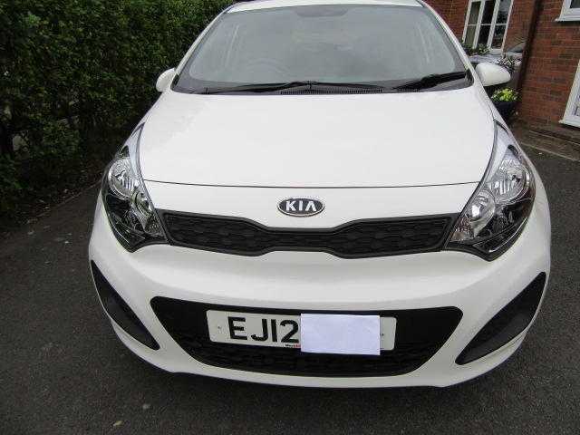 2012 Kia Rio 1.1 CRDi EcoDynamics 1, diesel engine. 5 door.  ONLY 15,500 miles from new