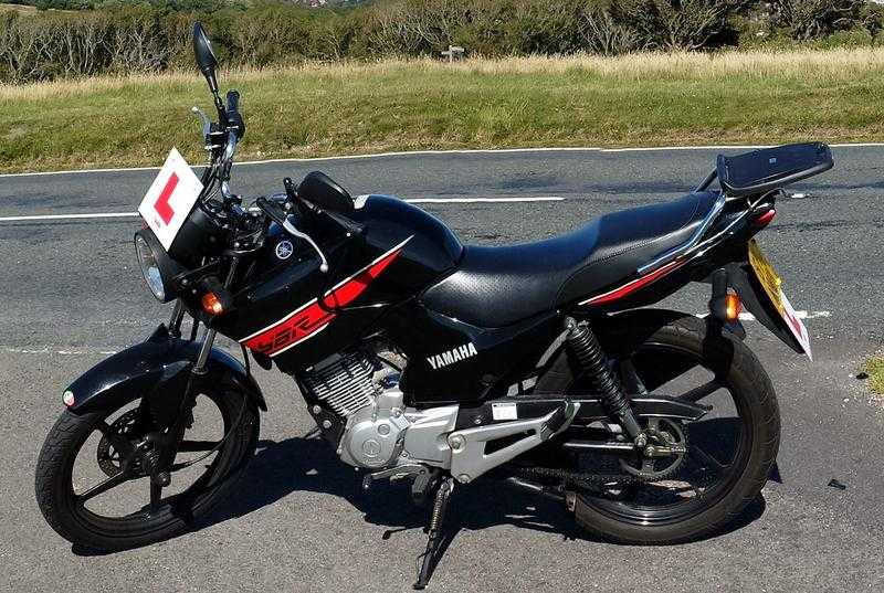 2013 Yamaha YBR125 for sale - BlackRed - FSH, 1 years MOT