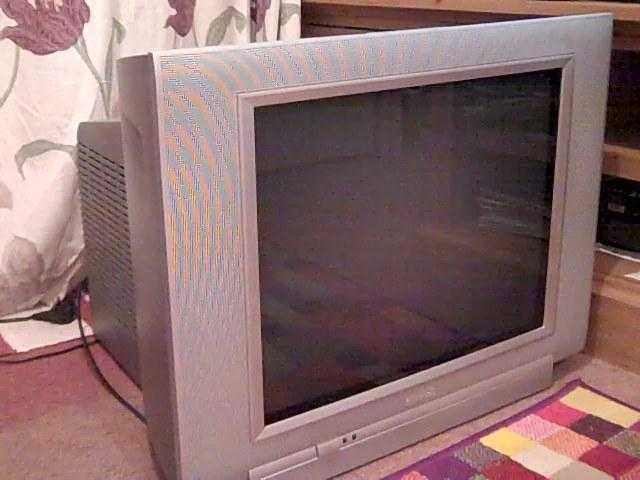 20quot Phillips TV plus freeview box