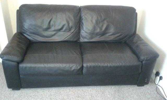 22 LARGE BLACK LEATHER SOFAS GOOD CONDITION