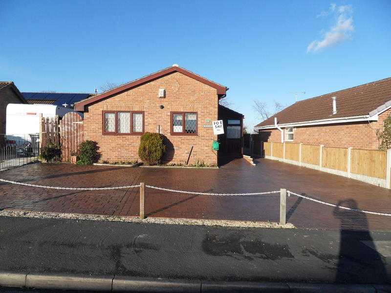 23 BEDROOM DETACHED BUNGALOW, DONCASTER