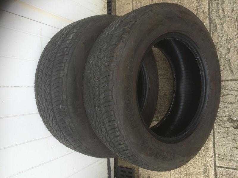 235 60 r16 tyres off a grand Vitara