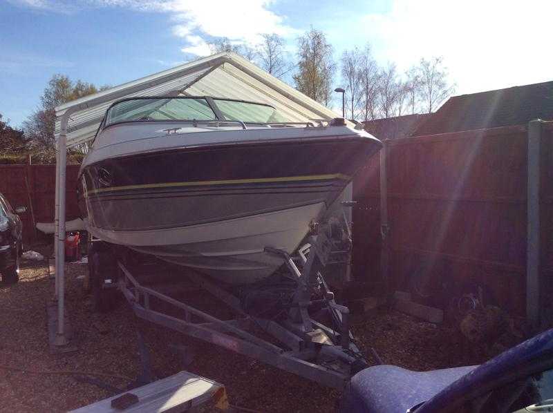 23ft Slickcraft cuddy cruise sports boat on trailer