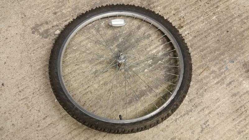 26quot front cycle wheel with inner tube and tyre