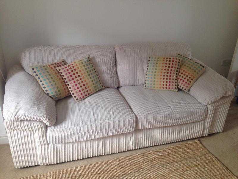 2amp3 seater sofa for sale (need gone asap)