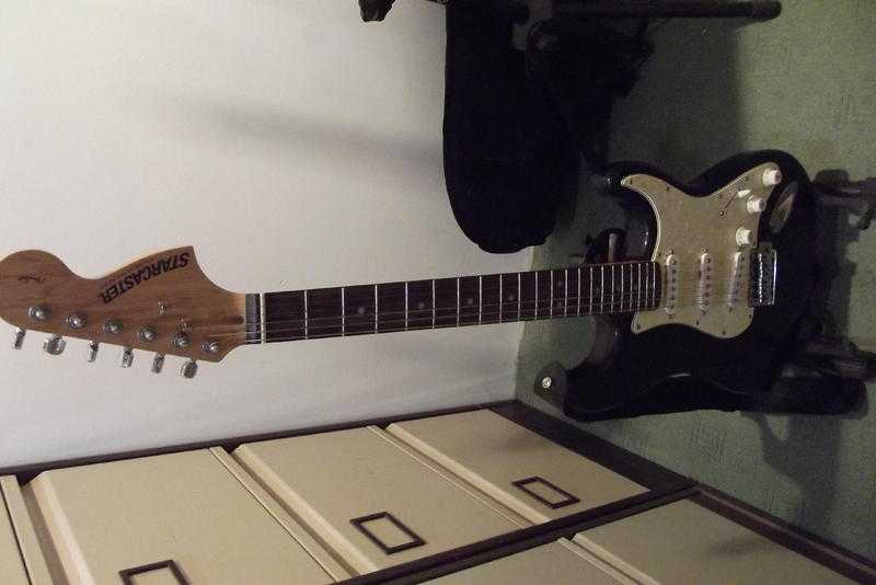 2.Fender Starcaster Strat Electric Guitar