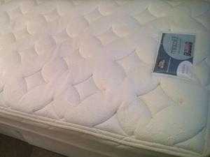 2off Moonlight Divan Sets By Dreams