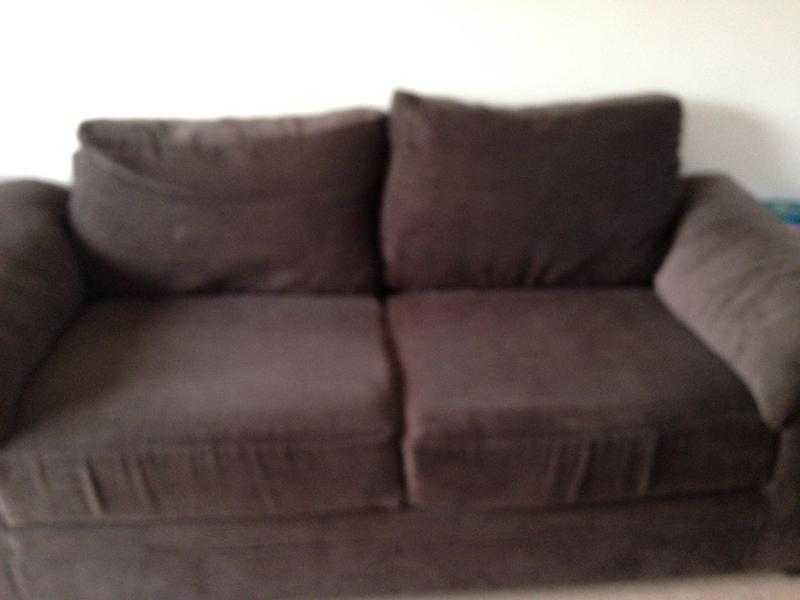2x brown sofas