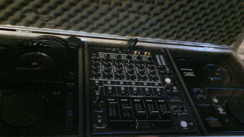 2x pioneer cdj 500 mk 11  GEMINI MIXERCASE