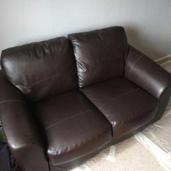 3 amp 2 leather sofas