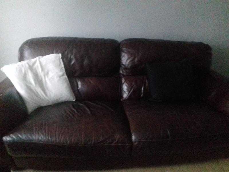 3 amp 2 seater sofa