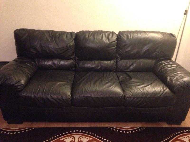 3 and 2 seat sofas