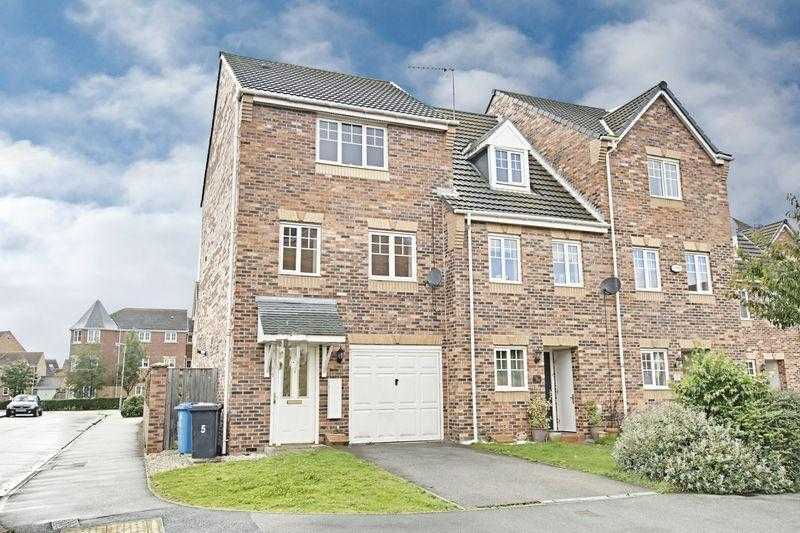 3 Bed end Town House, Haigh Park, Kingswood