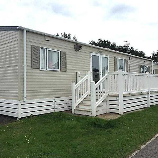 3 bedroom centre lounge holiday home for sale in Hampshire