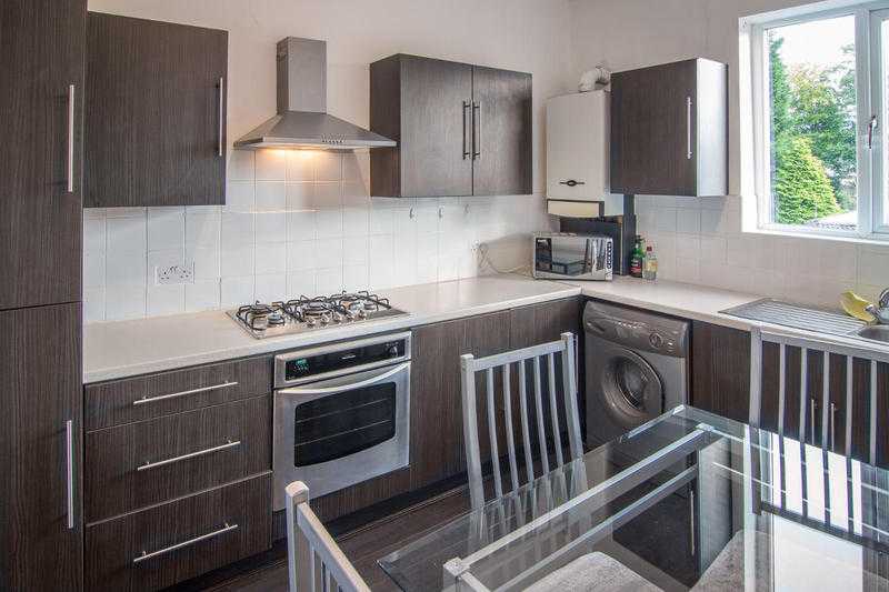 3 Bedroom Great Apartment with Modern Amenities For Students