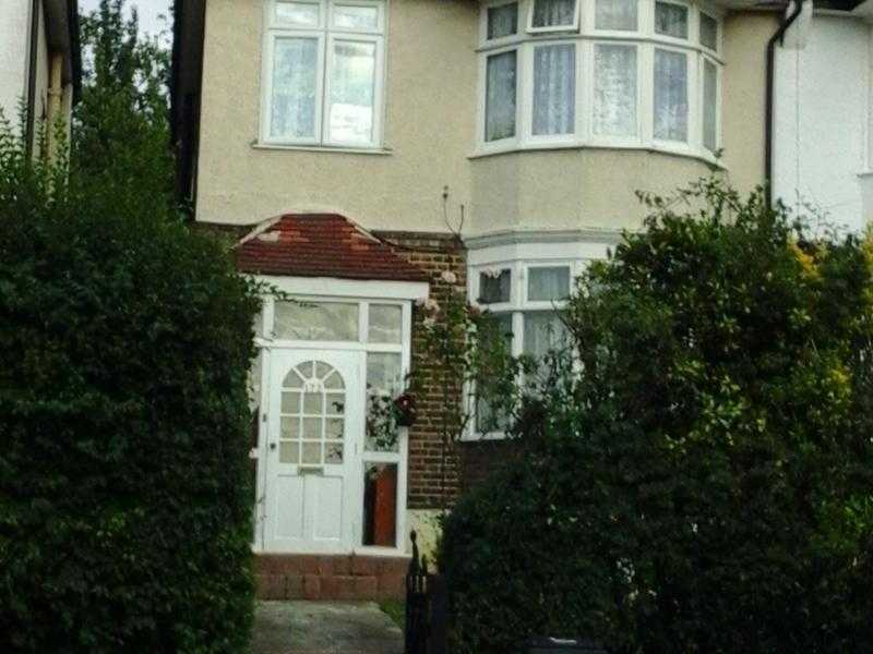 3 bedroom house to rent in streatham