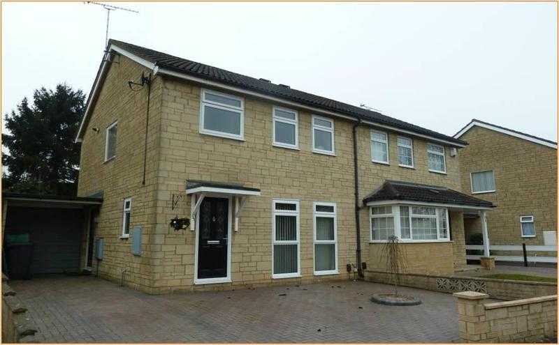 3 Bedroom Semi-Detached House for Rent in Abbeydale, Gloucester.