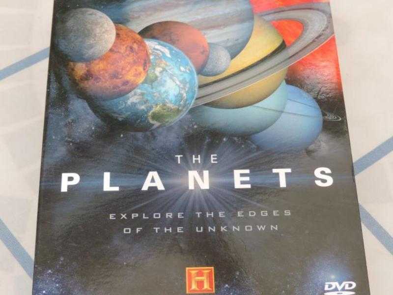 3 DISC BOX SET quotTHE PLANETSquot EXPLORE THE EDGES OF THE UNKOWN BY THE HISTORY CHANNEL, MINT CONDITION