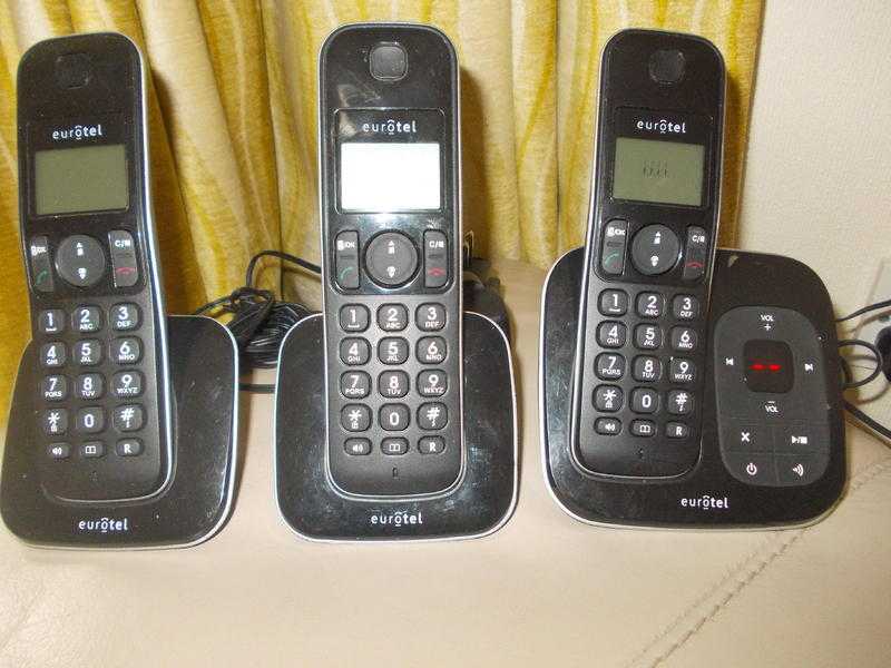 3 Home cordless phones and answer machine 100 working