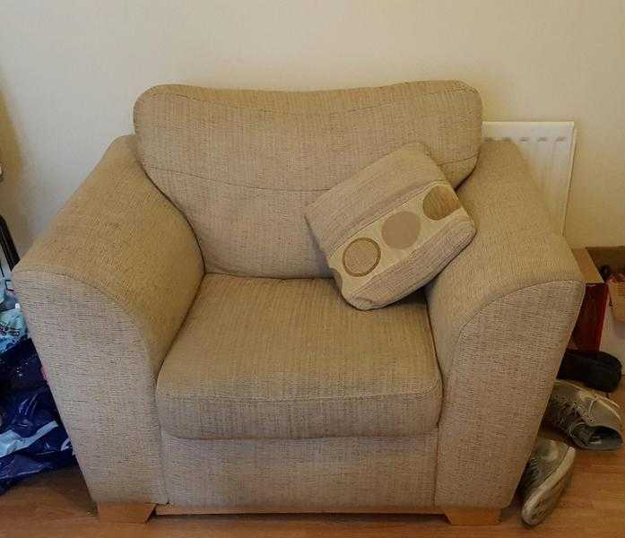 3 piece suite for sale - 3 seater sofa and 2 armchairs