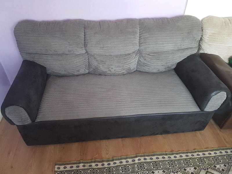 3 pieced set of new amazing sofas