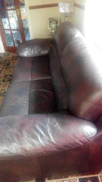 3 seater and 2 seater sofas