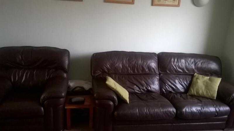 3 seater sofa and 2 chairs