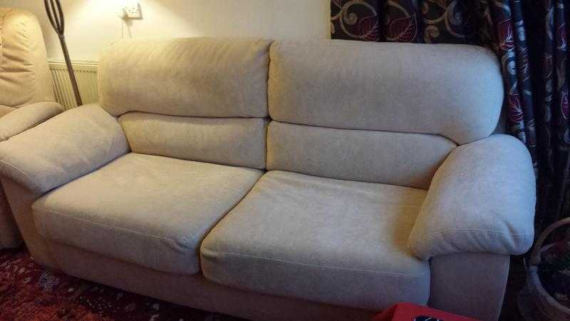 3 seater sofa in faux calfskin