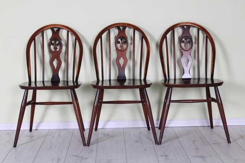 3 X ERCOL WINDSOR CHAIRS VINTAGE 1960 s WITH VARNISH WEAR - CAN COURIER