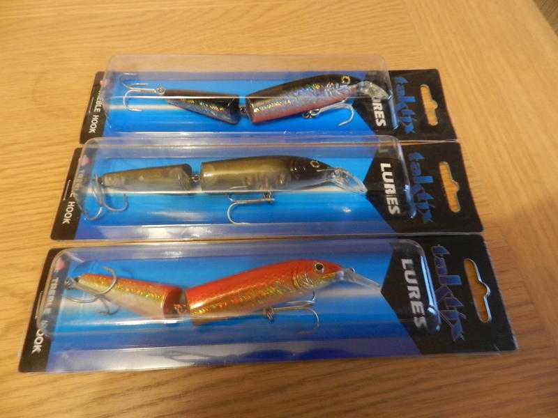 3 x taxtix 15 cm jointed lures