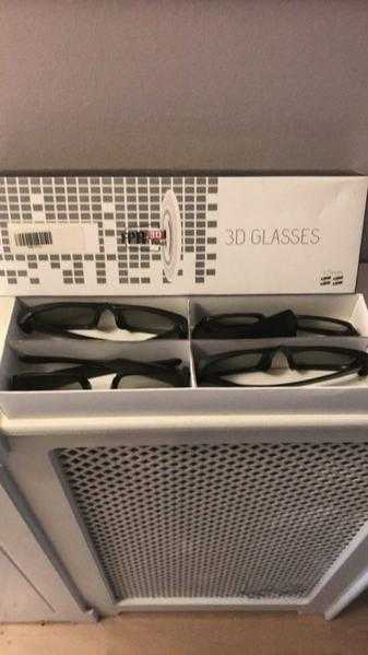 3D glasses